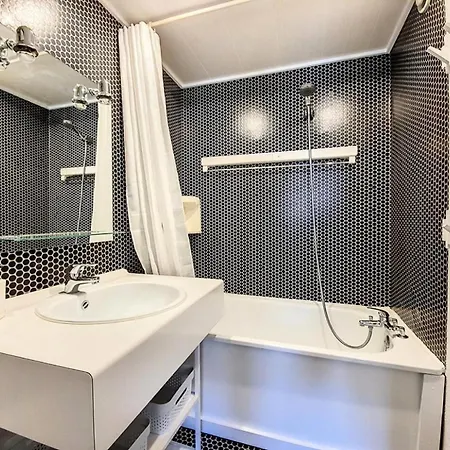 Campanules - 2 Pieces Equipe Pour 4 Personnes Mae-1604 Apartment *